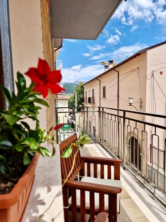 La Chiostrina By Tramonti Apartments LʼAquila Exterior foto
