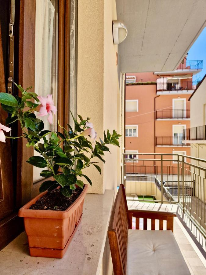 La Chiostrina By Tramonti Apartments LʼAquila Exterior foto